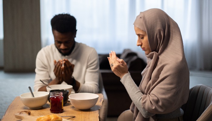 Keutamaan Puasa Rajab yang Dimulai Hari Ini, Berikut Bacaan Niat dan Doa Berbuka Puasa