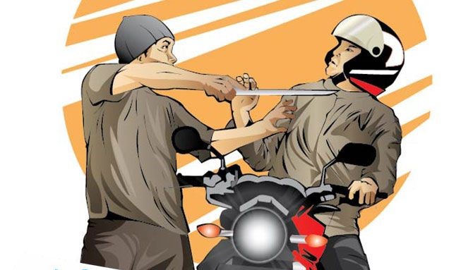 Pemuda di Labuhan Deli Dibacok Begal, iPhone-Sepeda Motor Dirampok 