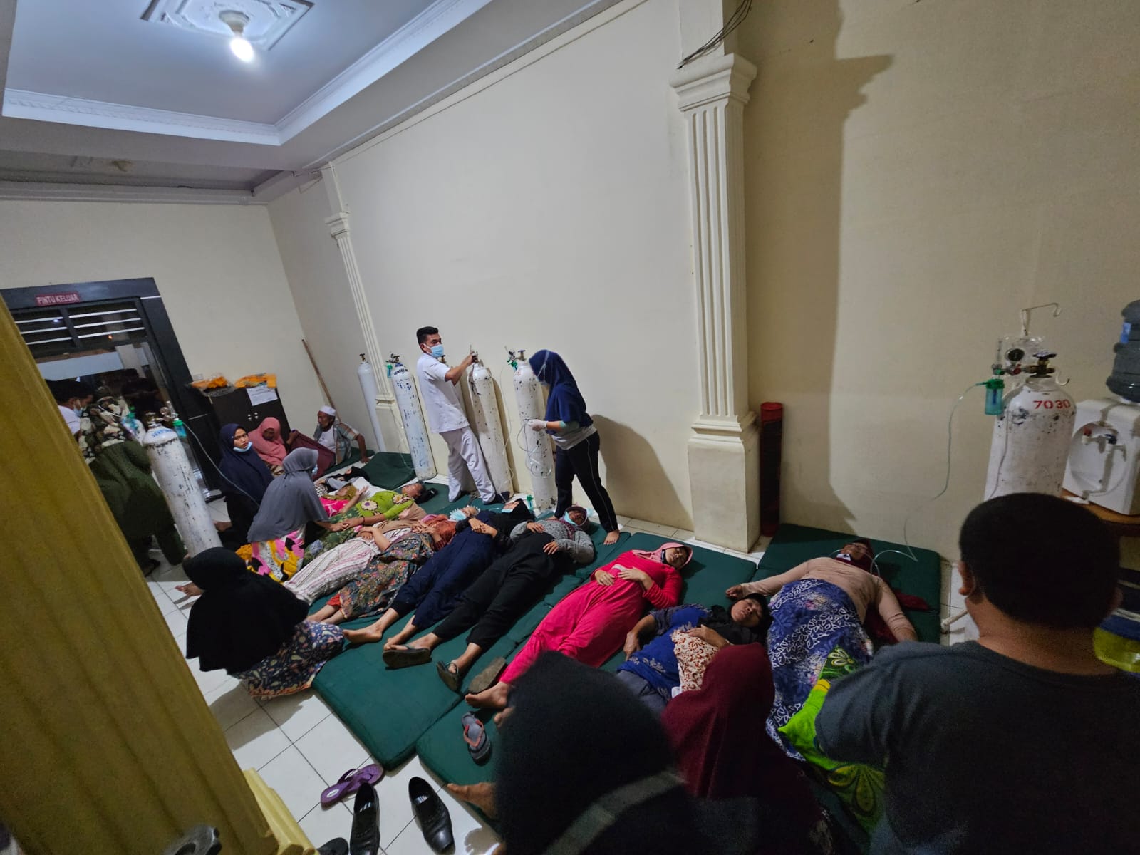 Proyek PT SMGP Kembali Diduga Racuni Warga, 75 Orang Muntah dan Pingsan