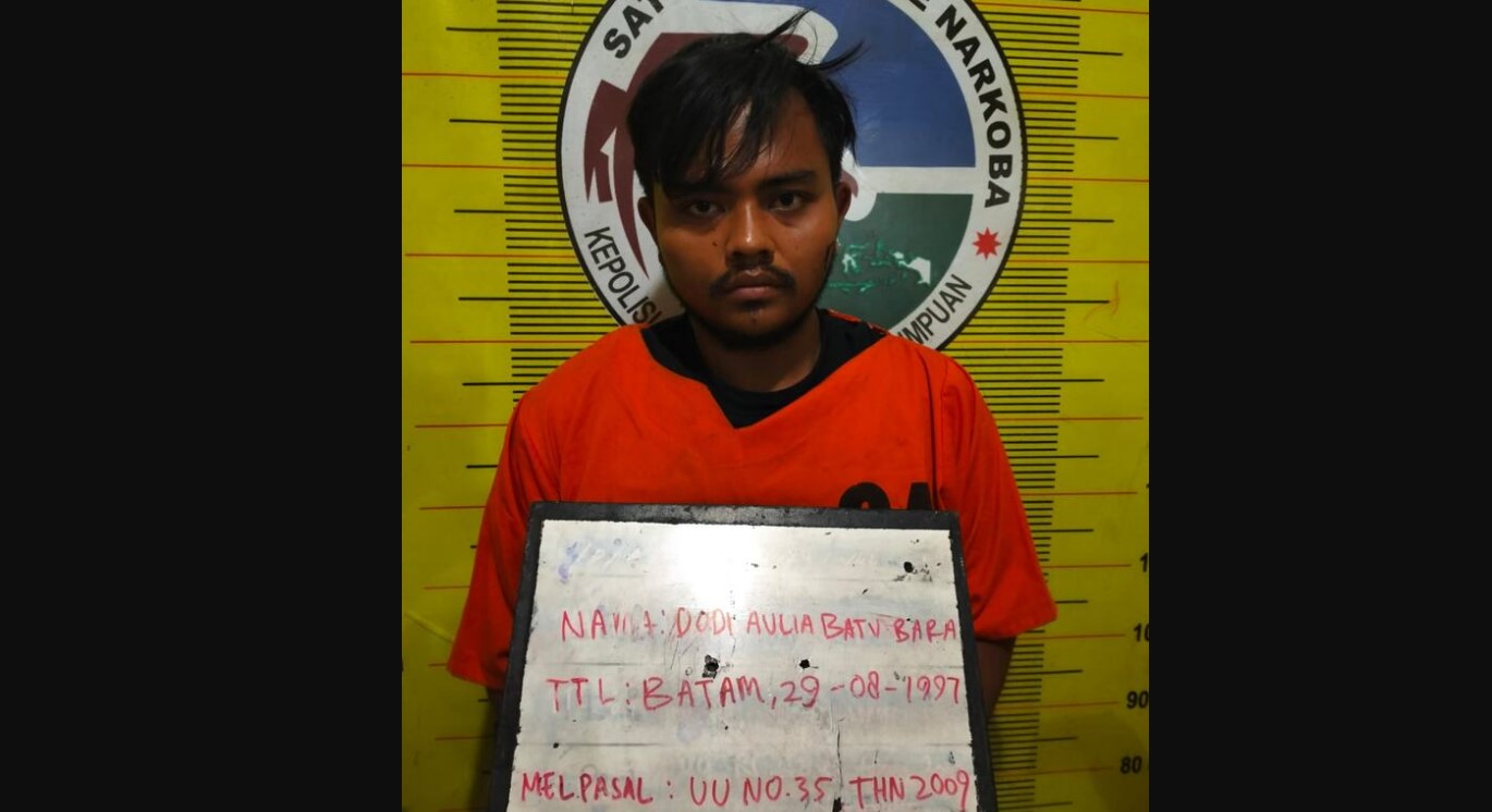 Kurir Narkoba Ditangkap saat Turun dari Bus