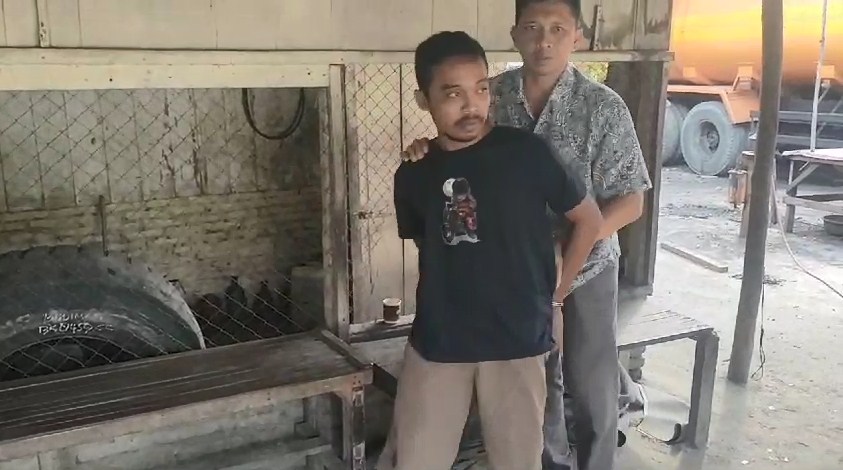Tukang Tambal Ban yang Jadi Pengedar Sabu Berusaha Kabur saat Ditangkap
