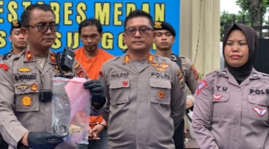 Awas ! Di Kp Lalang Sunggal, Penumpang Ditodong Preman Pakai Pisau