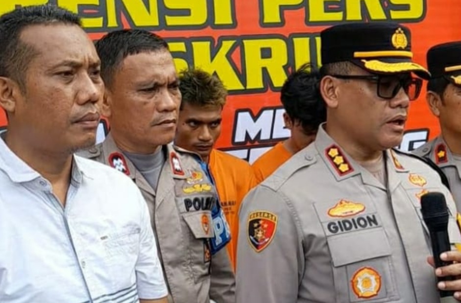 Diduga Cemburu, Istri Dibunuh : Suami Bersembunyi dalam Kamar
