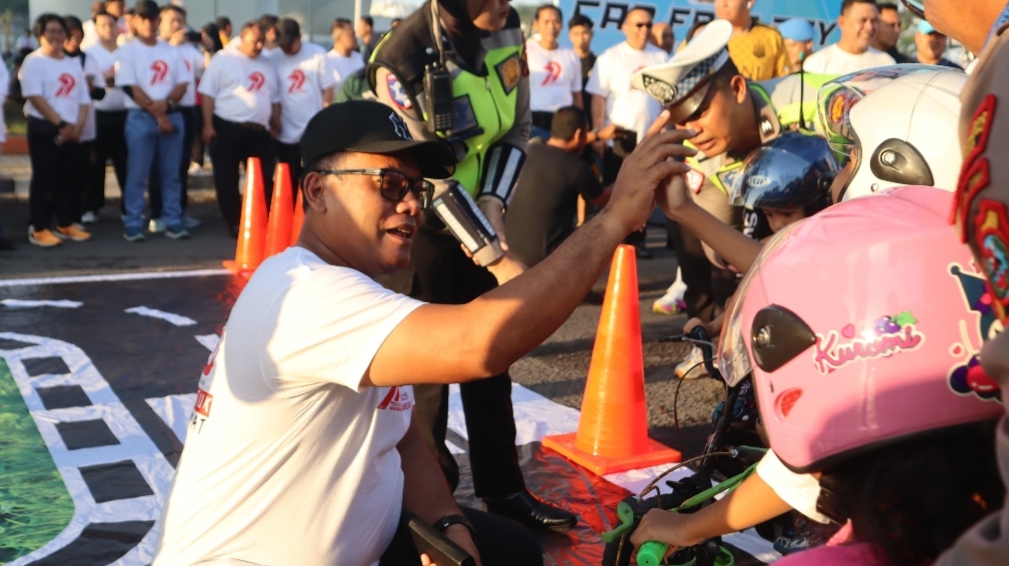 Kapolrestabes Medan Bersama Kapoldasu Hadiri "Semarak Pelayanan Polri" di Posbloc Lapangan Merdeka