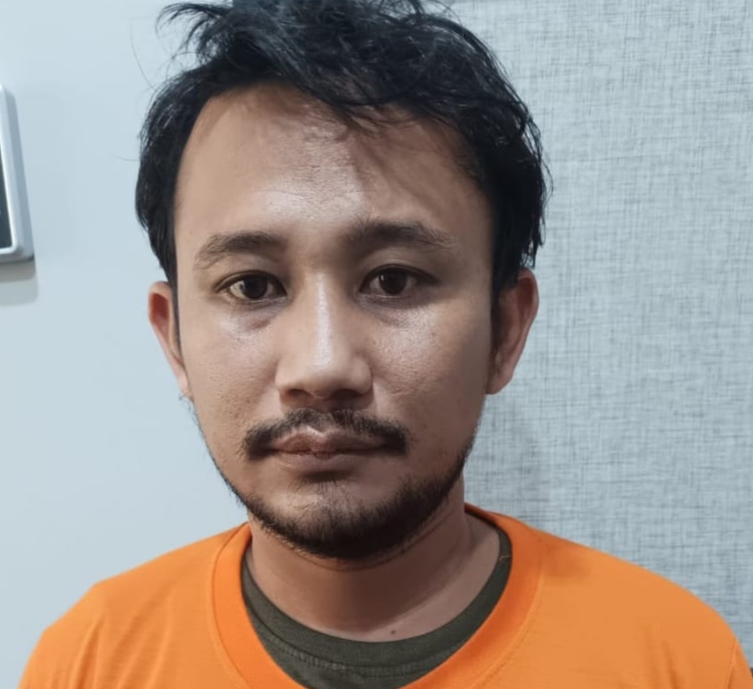 Nyaru Pembeli, Polrestabes Medan Ringkus Pengedar XTC