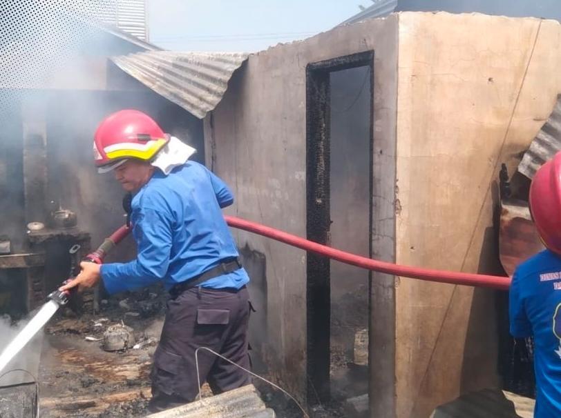Oalah ! Istri Punya Selingkuhan, Suami Malah Bakar Rumah Ibu Kandung