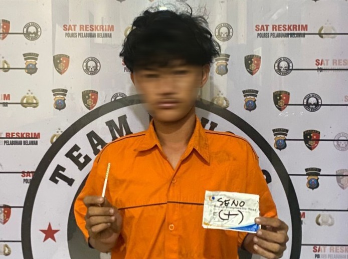 Ngeri !! Saat Memotret Kontainer, Seorang Pekerja Dibegal